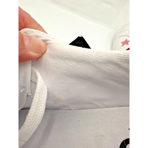 GBG Los Angeles White Sneakers 6.5 Paris Patch Red Heel - Picture 11 of 12